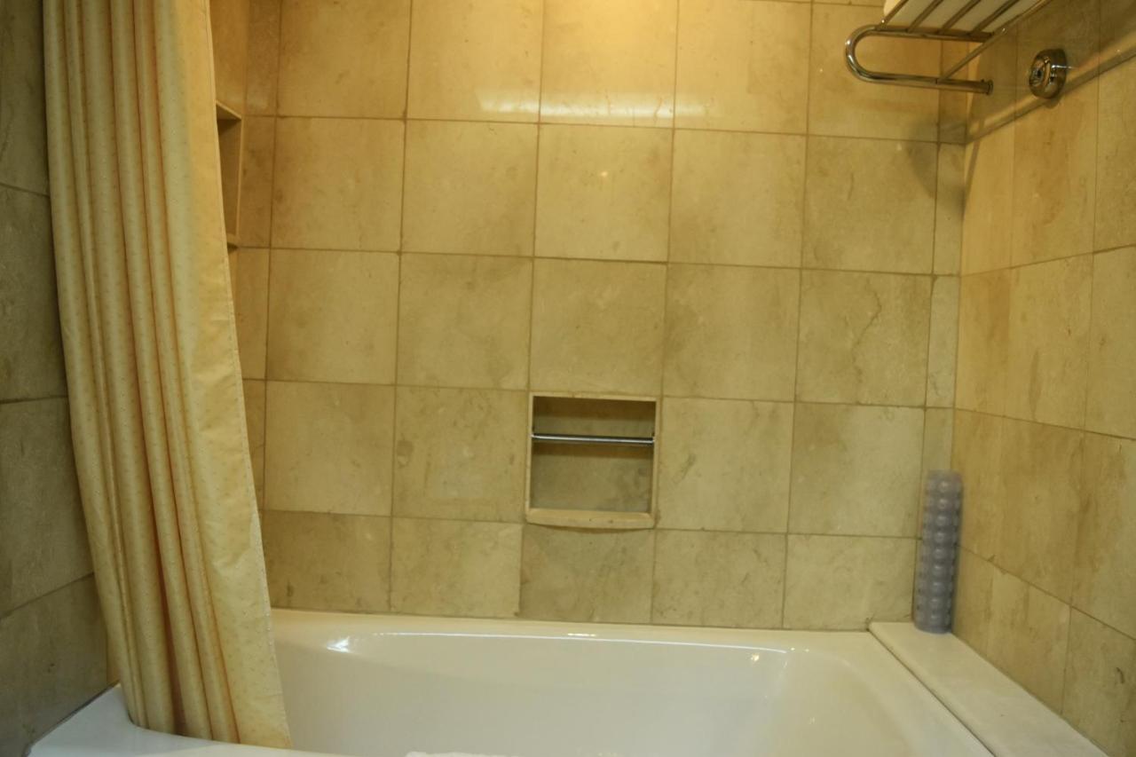 Manila Prince Hotel מראה חיצוני תמונה